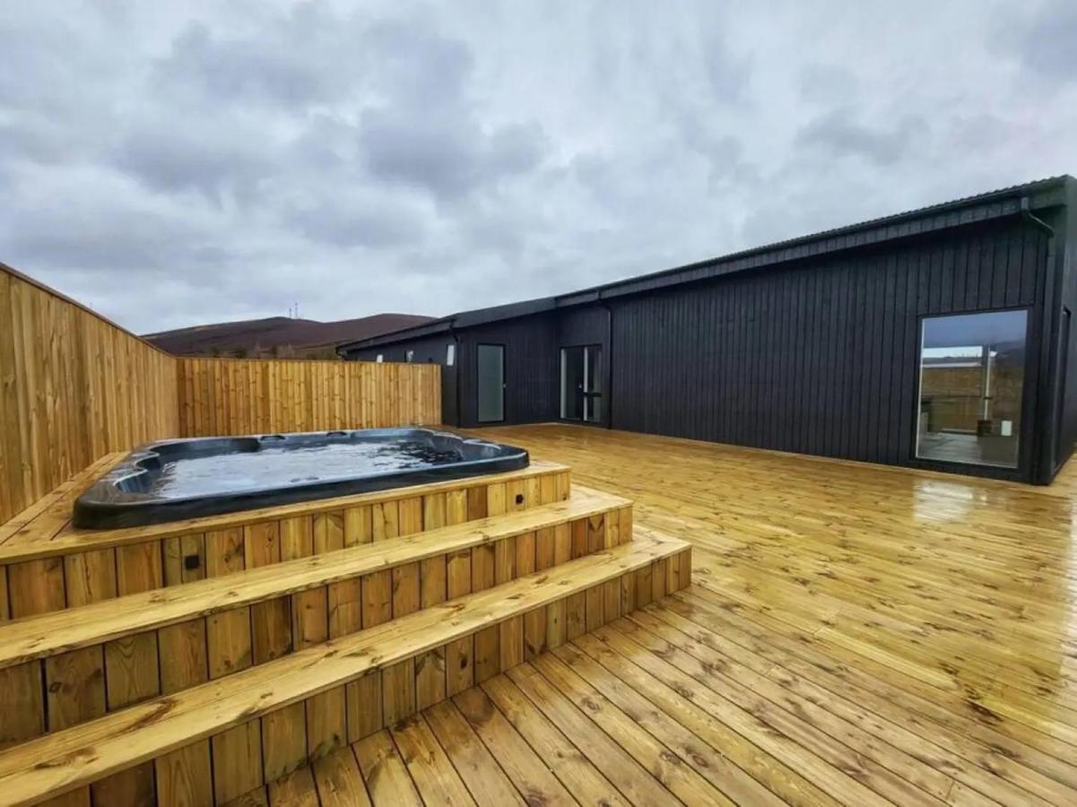 Luxury Log Home With A Hot Tub Selfoss Ngoại thất bức ảnh