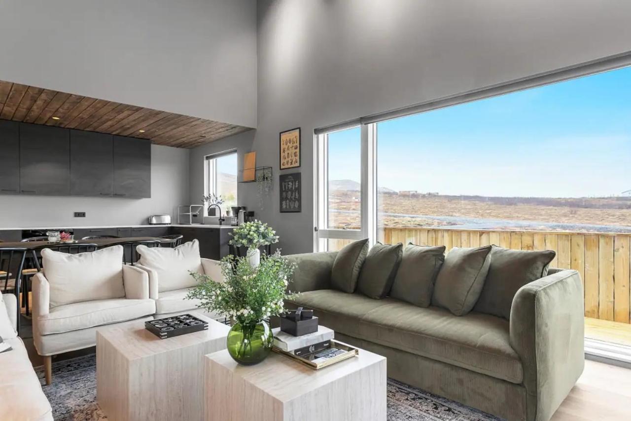 Luxury Log Home With A Hot Tub Selfoss Ngoại thất bức ảnh